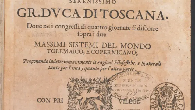 'Diálogos sobre los dos máximos sistemas del mundo' (1632) es una de las obras que Galileo escribió en italiano, en lugar de usar el latín