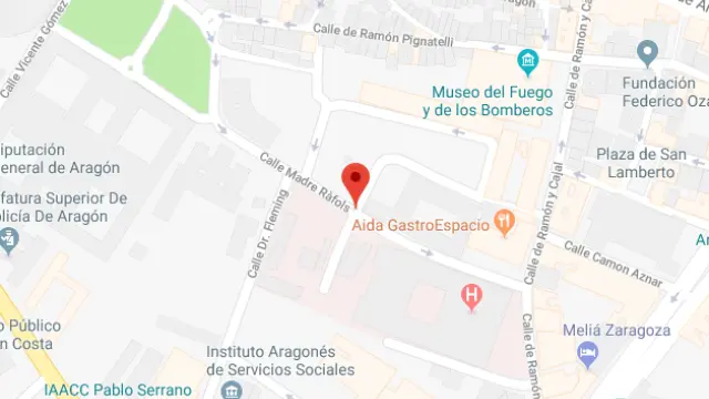 Dos vehículos han colisionado por alcance en la calle Madre Ràfols de Zaragoza