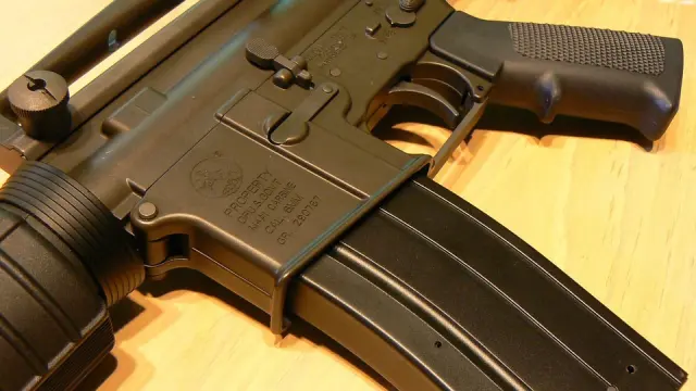 La propuesta de ley se ha registrado este lunes bajo el nombre 'Prohibición de armas de asalto 2018'.