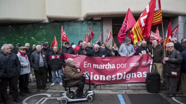 Concentración en defensa de las pensiones el pasado viernes en Zaragoza.