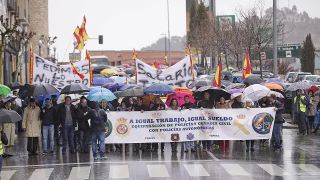 Los manifestantes recorrieron las calles del centro de Teruel