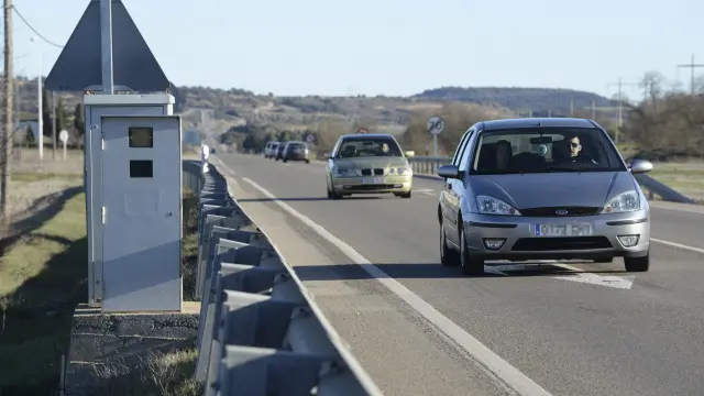 El radar ubicado en la zona de Estrecho Quinto es el que más denuncias tramita al año en Aragón.