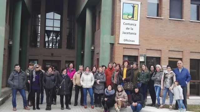 Concentración en la Comarca del Jacetania por la huelga feminista del 8M.