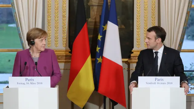 Angela Merkel y Emmanuel Macron en el Palacio del Elíseo.
