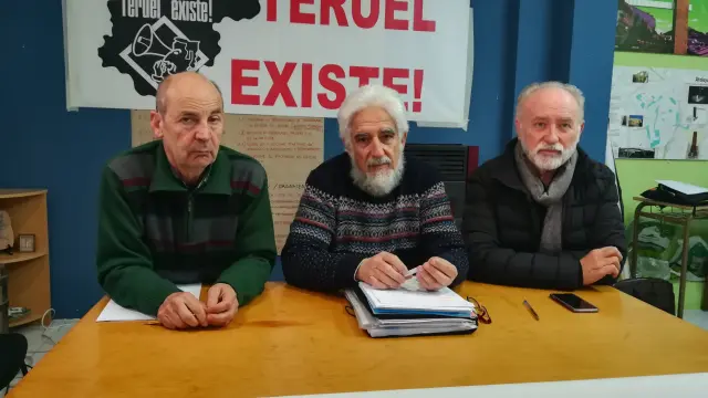 Portavoces de Teruel Existe en una reciente rueda de prensa en la que hablaron de la preparación de una gran manifestación