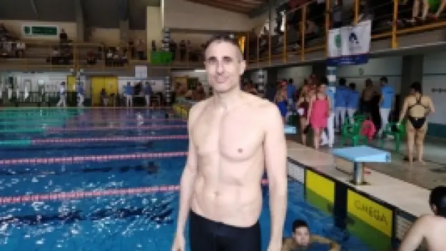 El laureado nadador zaragozano Fernando Aláez