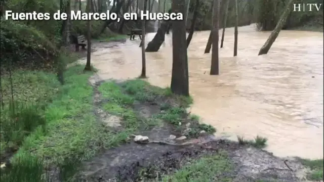 El cauce del Isuela se ha desbordado a su paso por las Fuentes de Marcelo, en Huesca