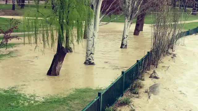 Desbordamiento del río Arba en Ejea de los Caballeros.