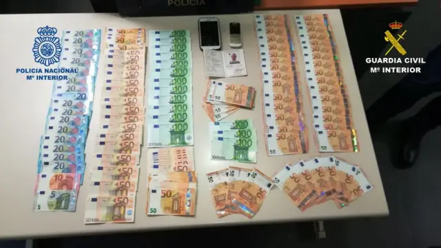 La detección en Zaragoza de billetes falsos de origen italiano conduce al arresto de tres personas