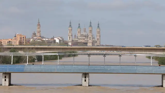 El caudal del Ebro en Zaragoza se encuentra en 1.941,68 metros cúbicos por segundo.