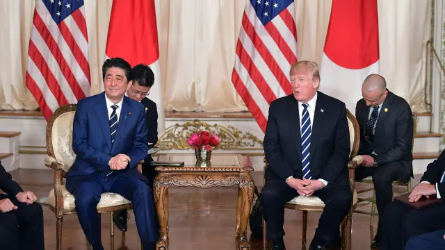 Donald Trump y el primer ministro de Japón, Shinzo Abe.