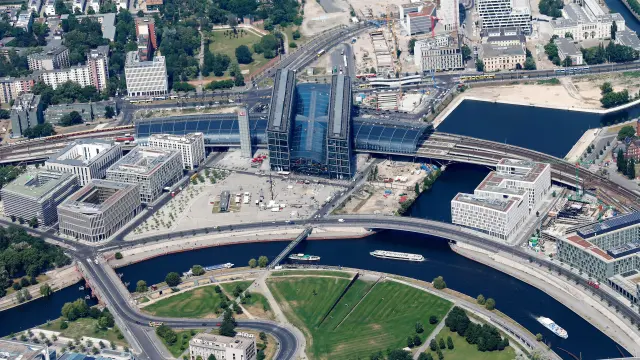 Vista aérea de la estación central de Berlín.
