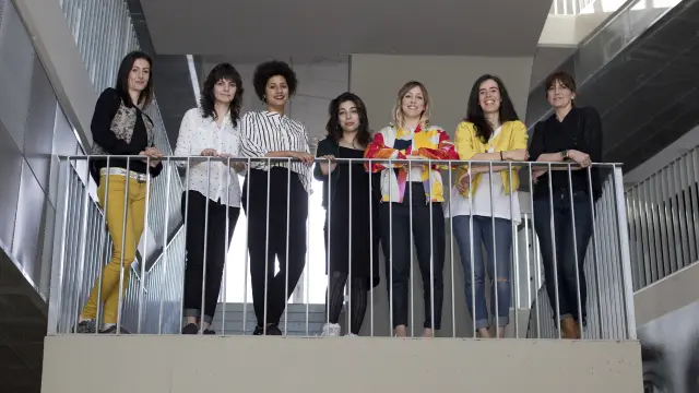 Izarbe Díaz de Rada, Mireya Hernández, Tamir Faye, Susana Sanmartín, Nereida J. Fuertes, Pilar Barceló y Cristina Bosque, organizadoras y participantes en las jornadas de Fashion Revolution.