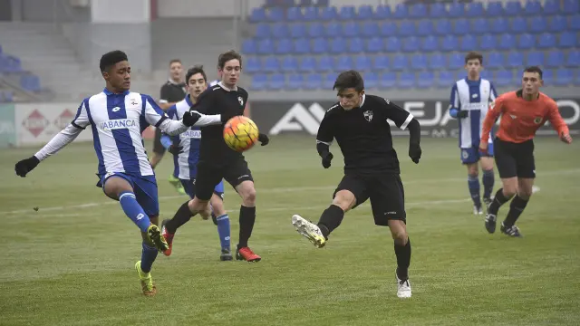 Final entre el Ebro y el Deportivo en una pasada edición de la Aragón Cup.