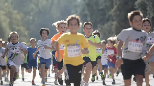 Una imagen de la XII edición de la Carrera de los Niños, que se celebrará este domingo en el Parque Grande de Zaragoza.