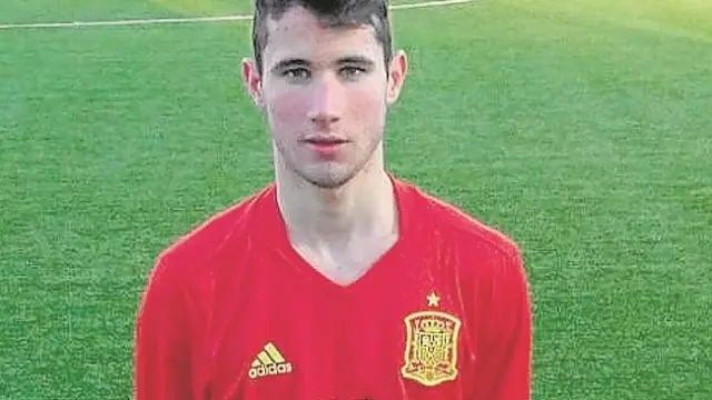 Javier Almerge, con la camiseta de la selección española.