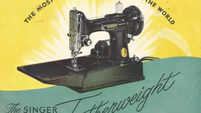 En 1853, Isaac Singer lanzó al mercado su primer modelo de máquina de coser; de gran éxito comercial, después vendrían más