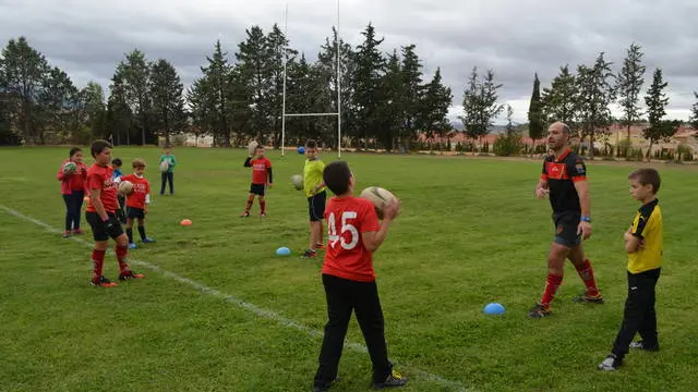 Práctica de rugby en Tarazona.