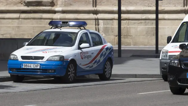 Vehículos de la Policía Local de Zaragoza.