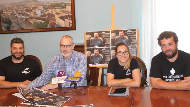 Dieste, Burrell, Sierra y Pérez durante el acto de presentación de la prueba celebrado en Monzón este martes.