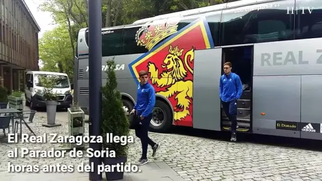 El Real Zaragoza llega al hotel de concentración