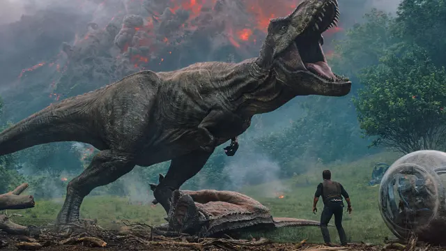 Chris Pratt y Bryce Dallas Howard protagonizan 'Jurassic World: el reino caído', la segunda parte de una trilogía que comenzó con 'Jurassic World'.