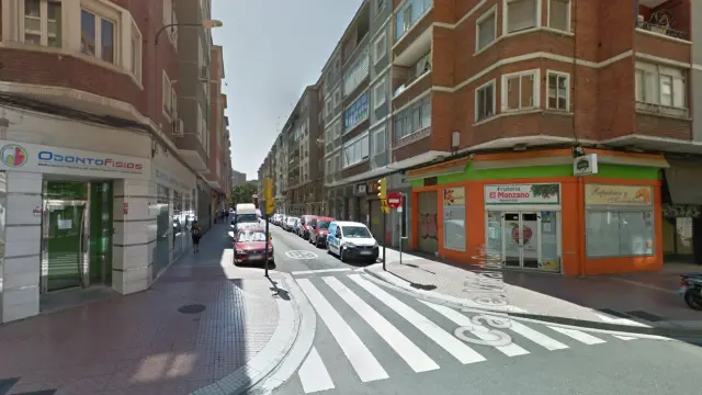 Intersección de las calles Vidal de Canellas y García Sánchez, donde fue interceptado el menor.