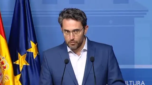 Máxim Huertaen el momento de anunciar su dimisión como ministro de Cultura y Deporte