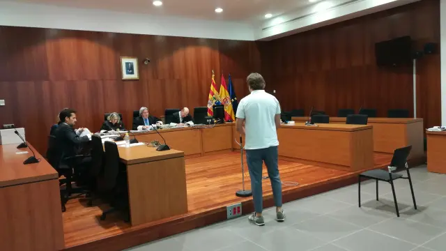 El acusado, este jueves durante la celebración del juicio en la Audiencia Provincial de Zaragoza.