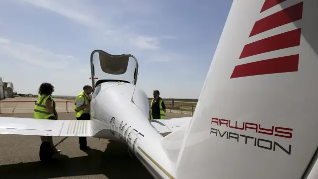Jornada de puertas abiertas de la escuela de pilotos Airways Aviation en el aeropuerto Huesca-Pirineos