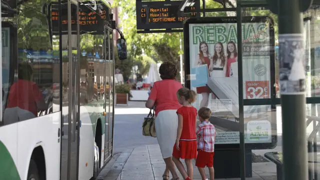 El Ayuntamiento de Huesca quiere favorecer el uso del autobús los días que haya partido.