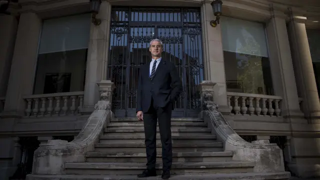 Juan Carlos Sánchez, a las puertas de la sede de la Fundación Ibercaja.
