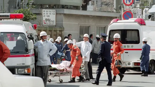 El ataque con gas sarín en el metro en Tokio se perpetró el 20 de marzo de 1995
