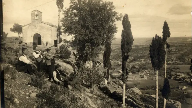 Foto antigua de La Portellada.
