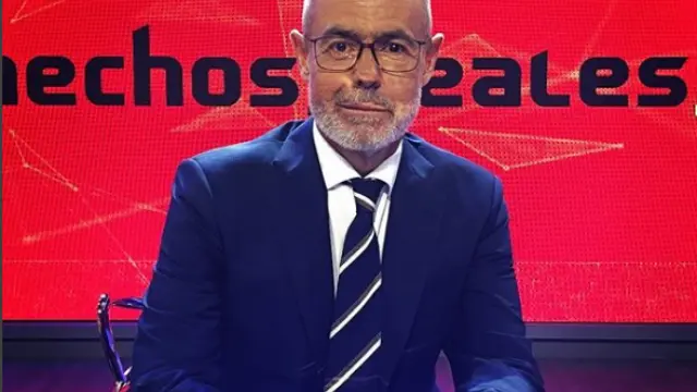El presentador Jordi González en el plató de 'Hechos reales'