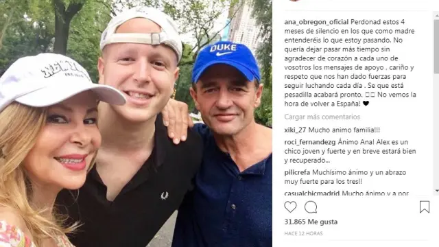 Imagen publicada por la actriz Ana Obregón junto a su hijo Álex Lequio y el padre del joven, Alessandro Lequio, en su cuenta de Instagram.