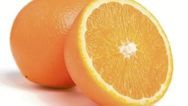 La naranja no es la fruta con más vitamina C.
