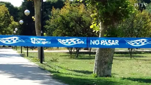 El parque del Tío Jorge de Zaragoza, cerrado para inspeccionar sus árboles.