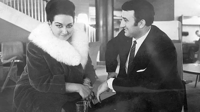 Montserrat Caballé y Bernabé Martí se enamoraron en  una función de ópera.