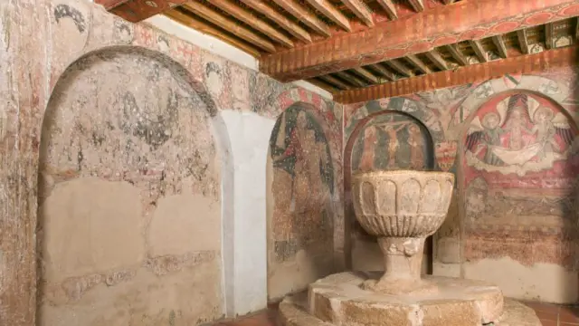 El alfarje de la ermita de Cabañas data del siglo XIV.