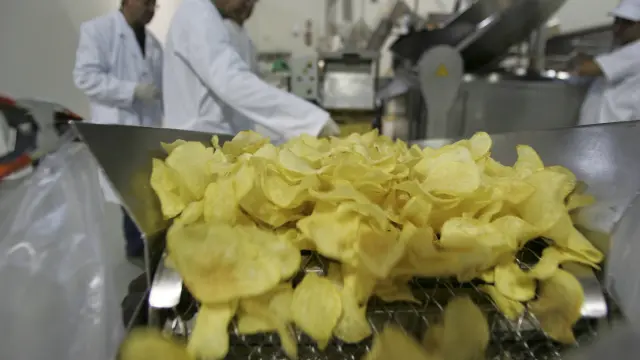Las patatas chips cautivan nuestros sentidos; y no es por casualidad