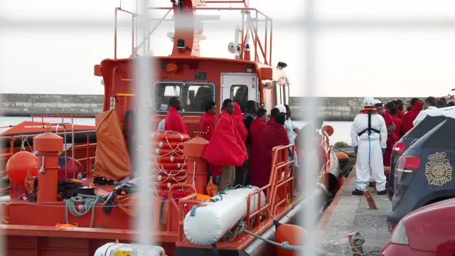 Salvamento Marítimo ha rescatado este miércoles a un total de 331 personas de origen subsahariano.