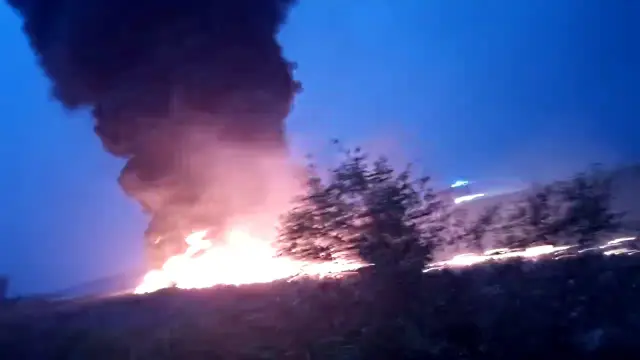 Incendio del avión en el aeropuerto de Sochi