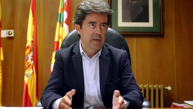 Luis Felipe gobernará hasta final de mandato en minoría con los apoyos de PSOE.