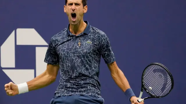 Novak Djokovic celebra el título