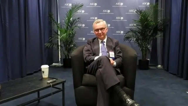 El profesor Baselga en una reunión de la Sociedad Americana de Oncología Clínica.