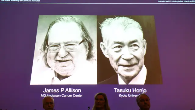 Anuncio de los ganadores del Premio Nobel de Medicina, James P. Allison y Tasuku Honjo.