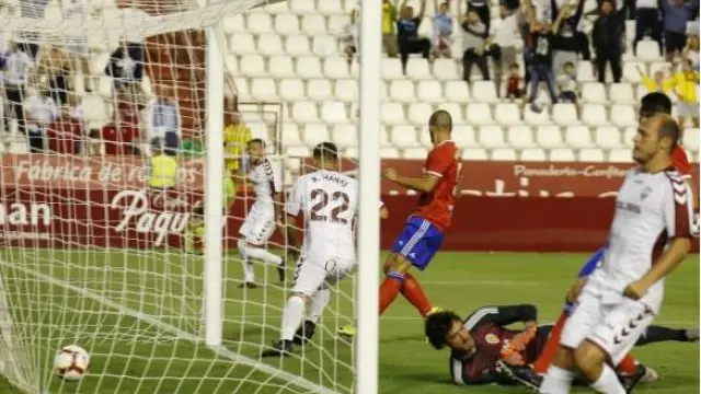 Momento del segundo gol del Albacete al Real Zaragoza, el pasado viernes en el 2-2 del Carlos Belmonte.