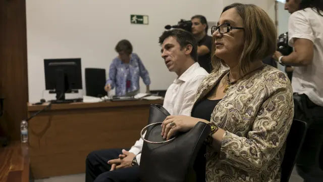Los acusados, durante el juicio celebrado el pasado mes de septiembre en la Audiencia de Zaragoza.