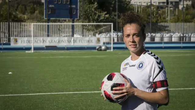 Nuria Mallada, capitana del Zaragoza Club de Fútbol Femenino